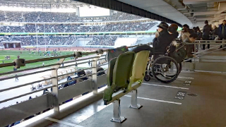 国立競技場 1層スタンド車椅子席