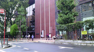 新宿文化センター 外観