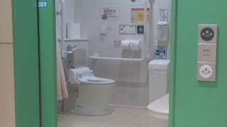 ららぽーと富士見 車椅子トイレ