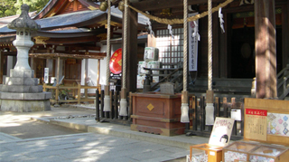武田神社 拝殿