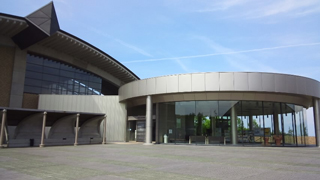 新潟県立歴史博物館 外観