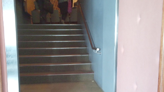茨城県立県民文化センター 小ホール階段